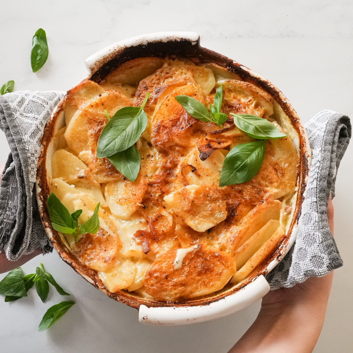 Mums Creamy Potato Bake LEAH ITSINES