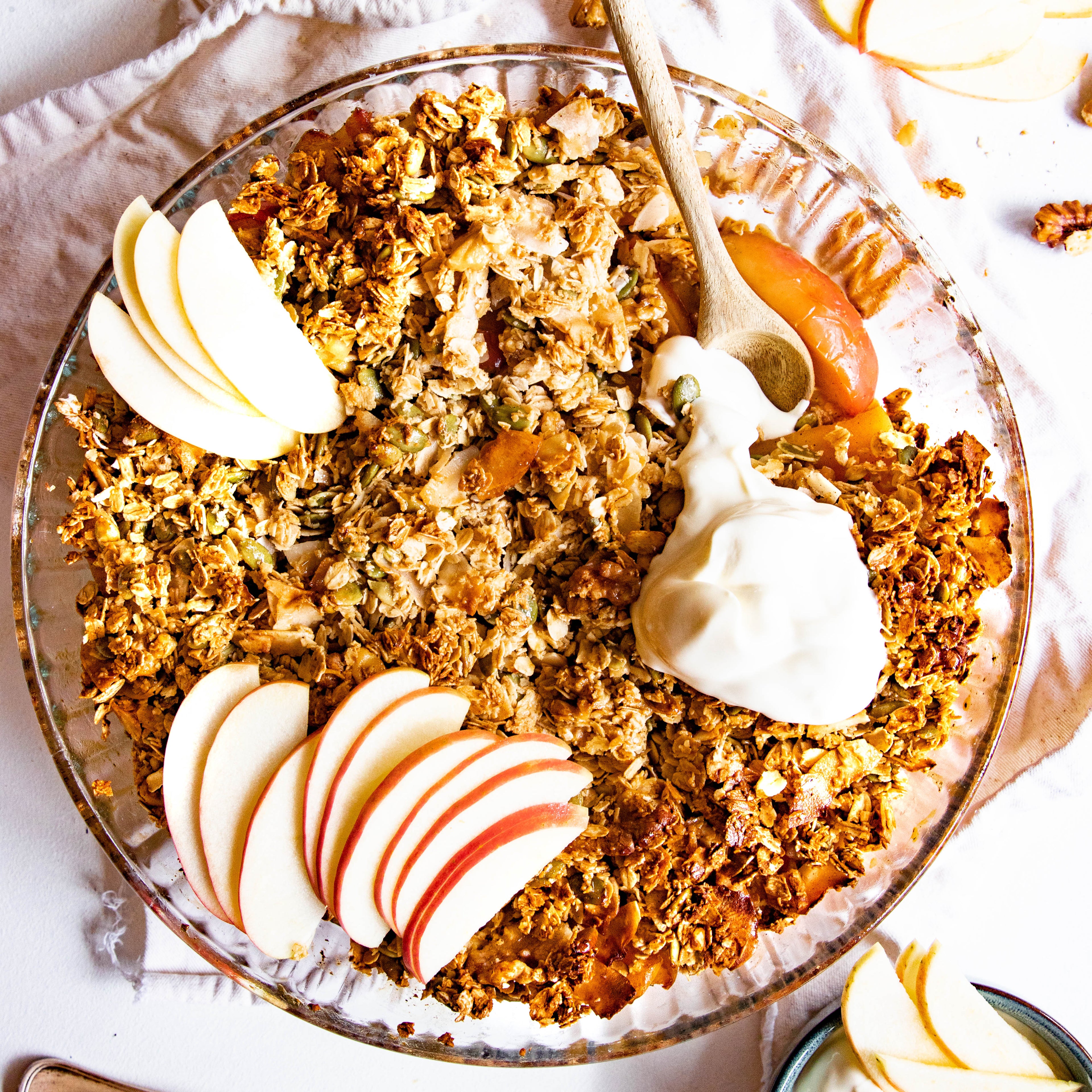 Apple and Granola Crumble